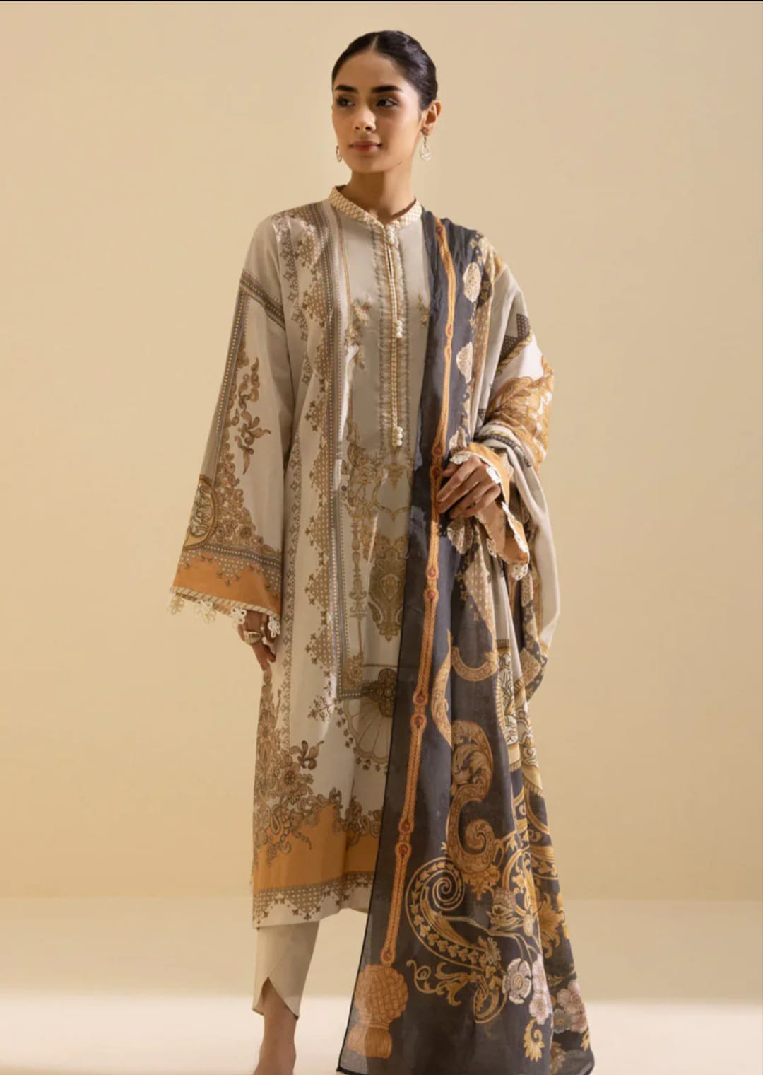 Sapphire 3 Piece Printed Lawn Suit