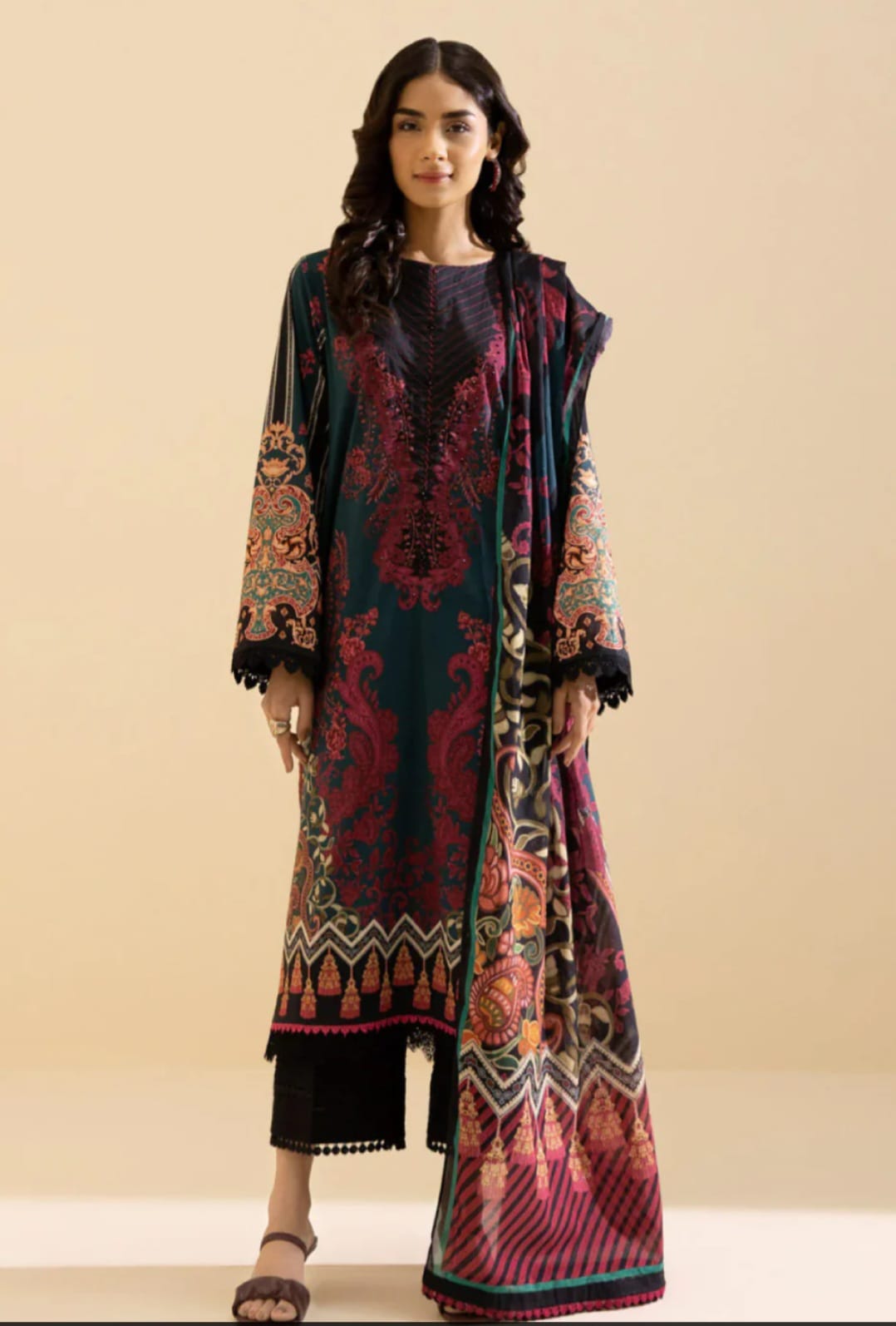 Sapphire 3 Piece Printed Lawn Suit